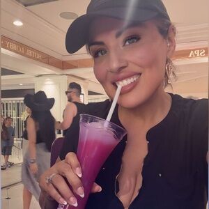 Meet your Posher, Gigi